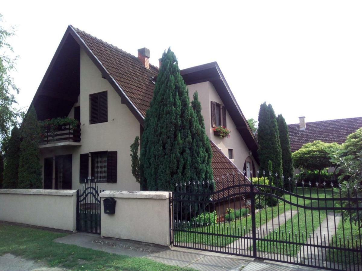 Villa Nirvana Palic Ngoại thất bức ảnh